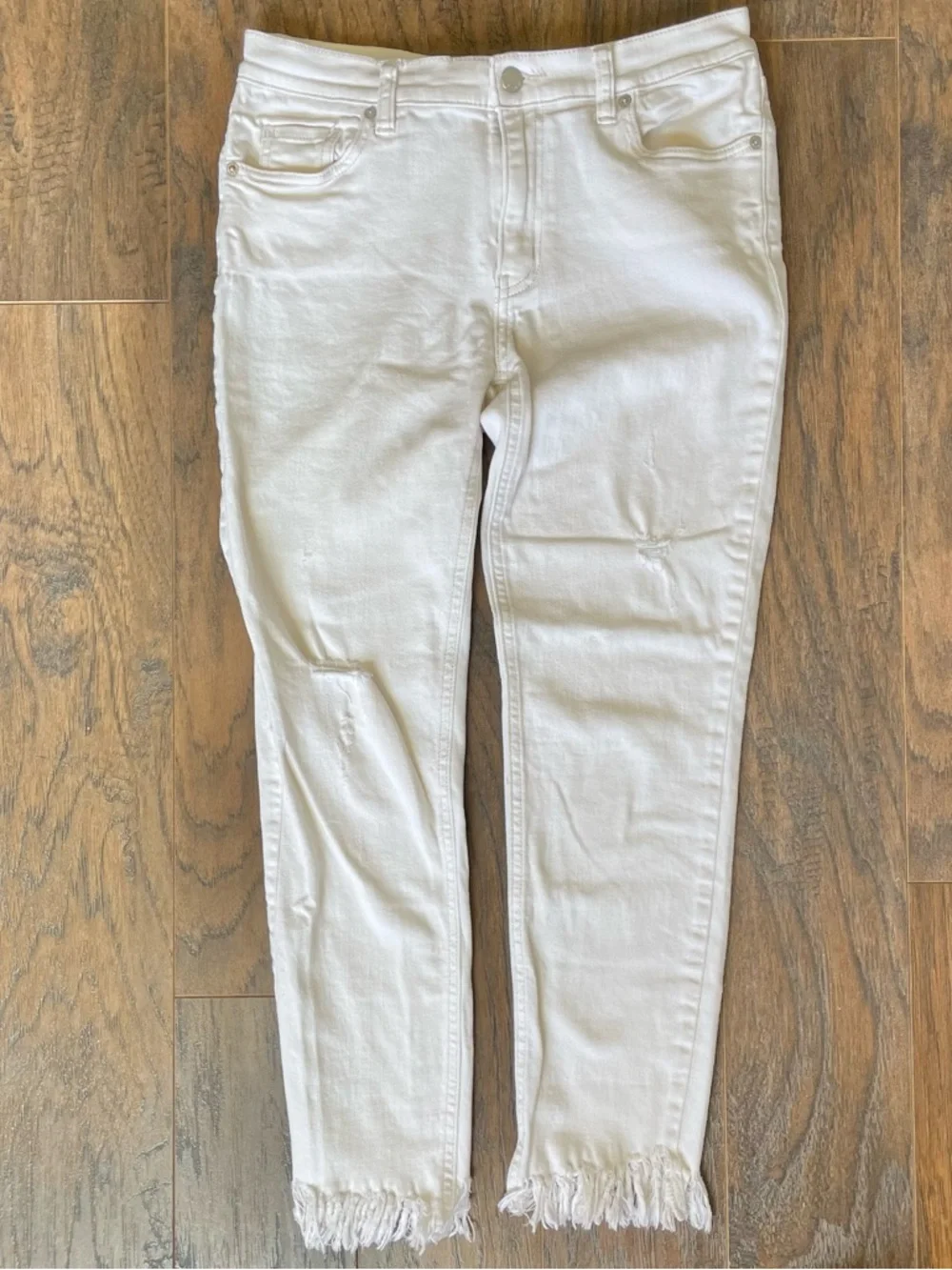 Free People Jeans‎ Women’s Size 27 White Frayed Hem. 61855-16515125